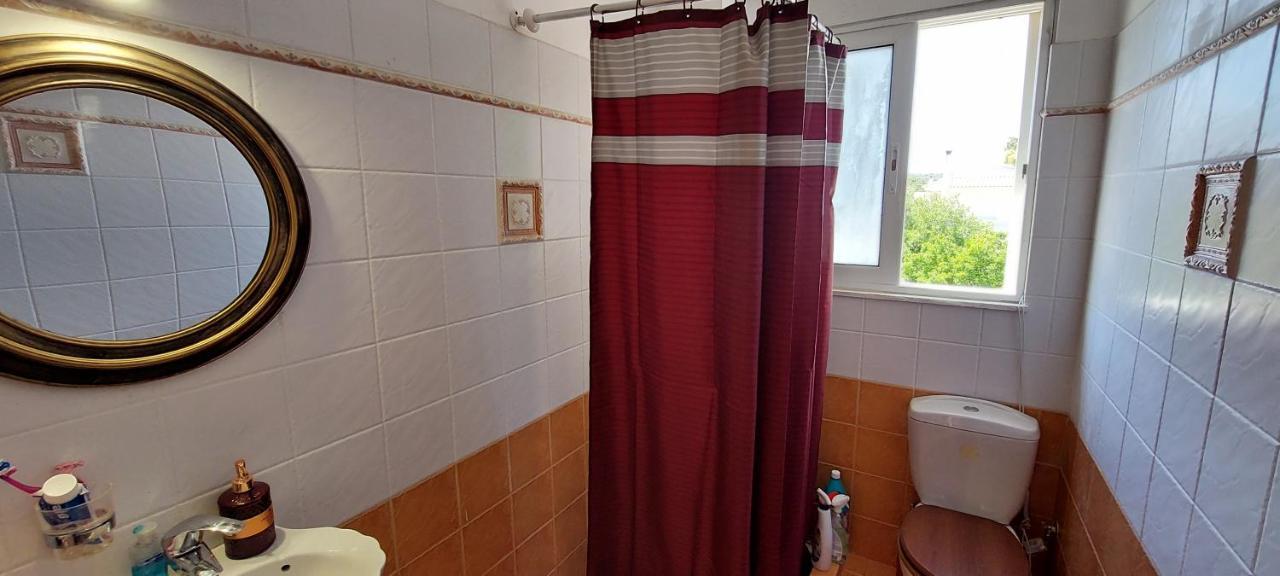 Anastacias Apartment Artemida  Bagian luar foto